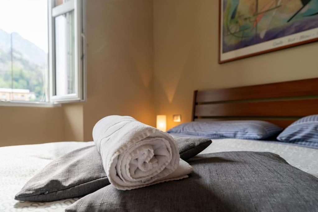 River Apartment - Affitti Brevi Italia Lecco Eksteriør bilde